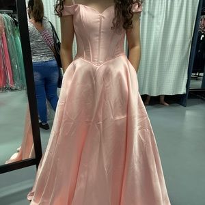 pink princess prom dress !!!
